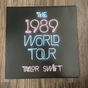 TAYLOR SWIFT - 1989 World Tour VIP Polaroid Lithographs